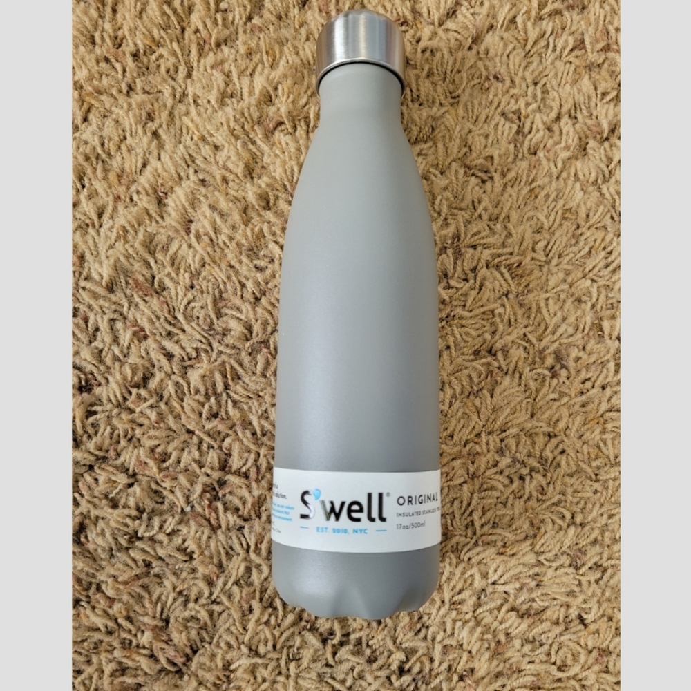NWT Swell Water Bottle